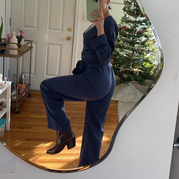 House of Harlow navy floral jumpsuit - Picture 4 of 5